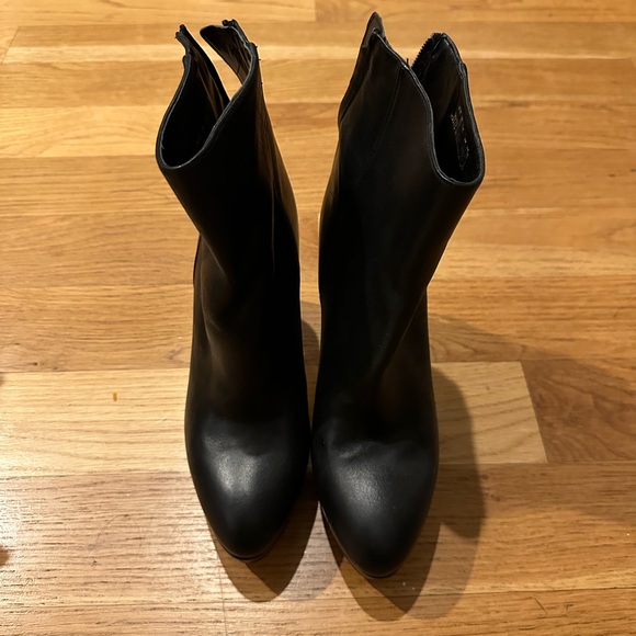 Zara black platform boot authentic leather upper NWOT size 37 - Picture 2 of 4